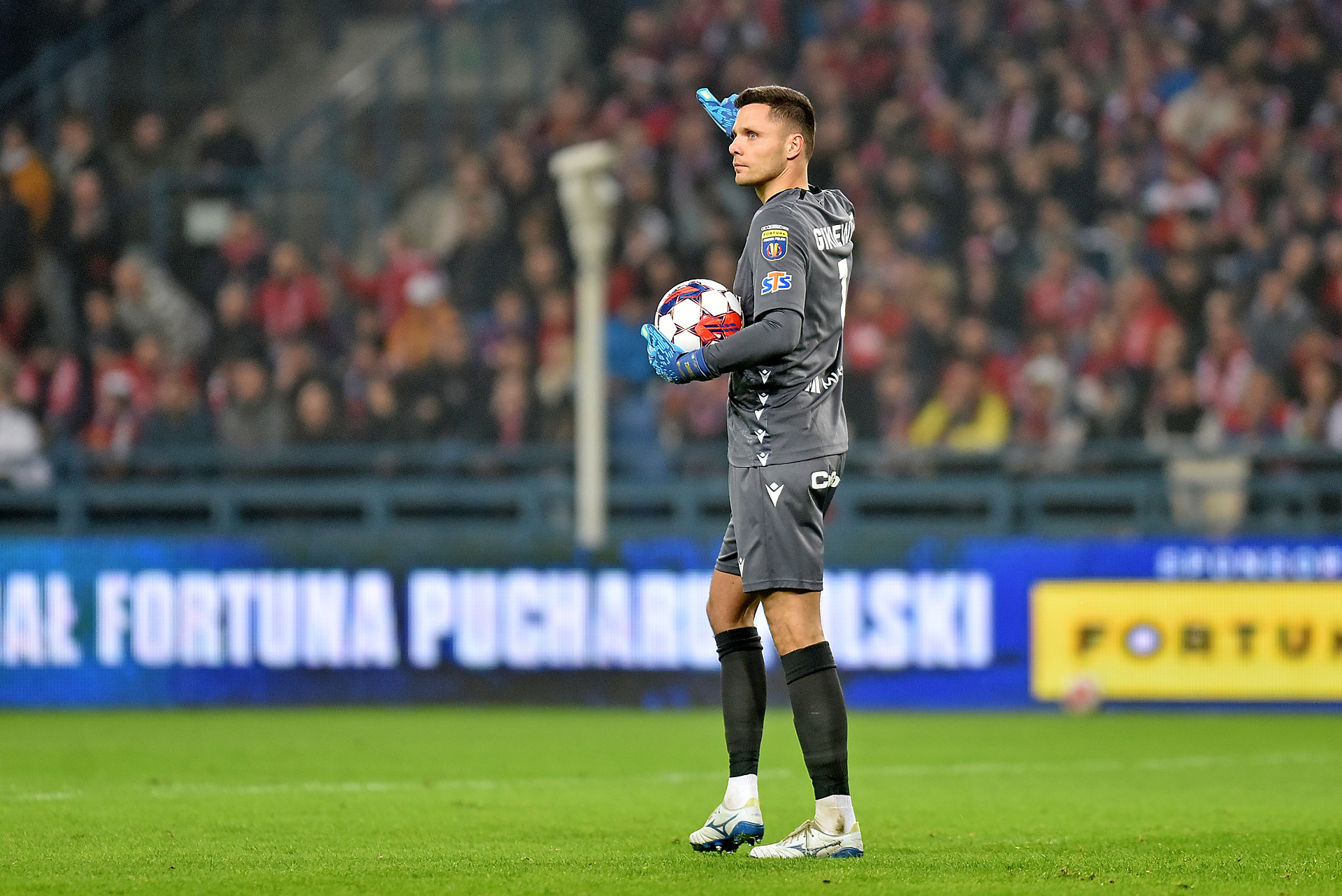 Widzew Łódź - Piast Gliwice gdzie oglądać? Stream online i transmisja na żywo w TV z Ekstraklasy (07.04.2024)