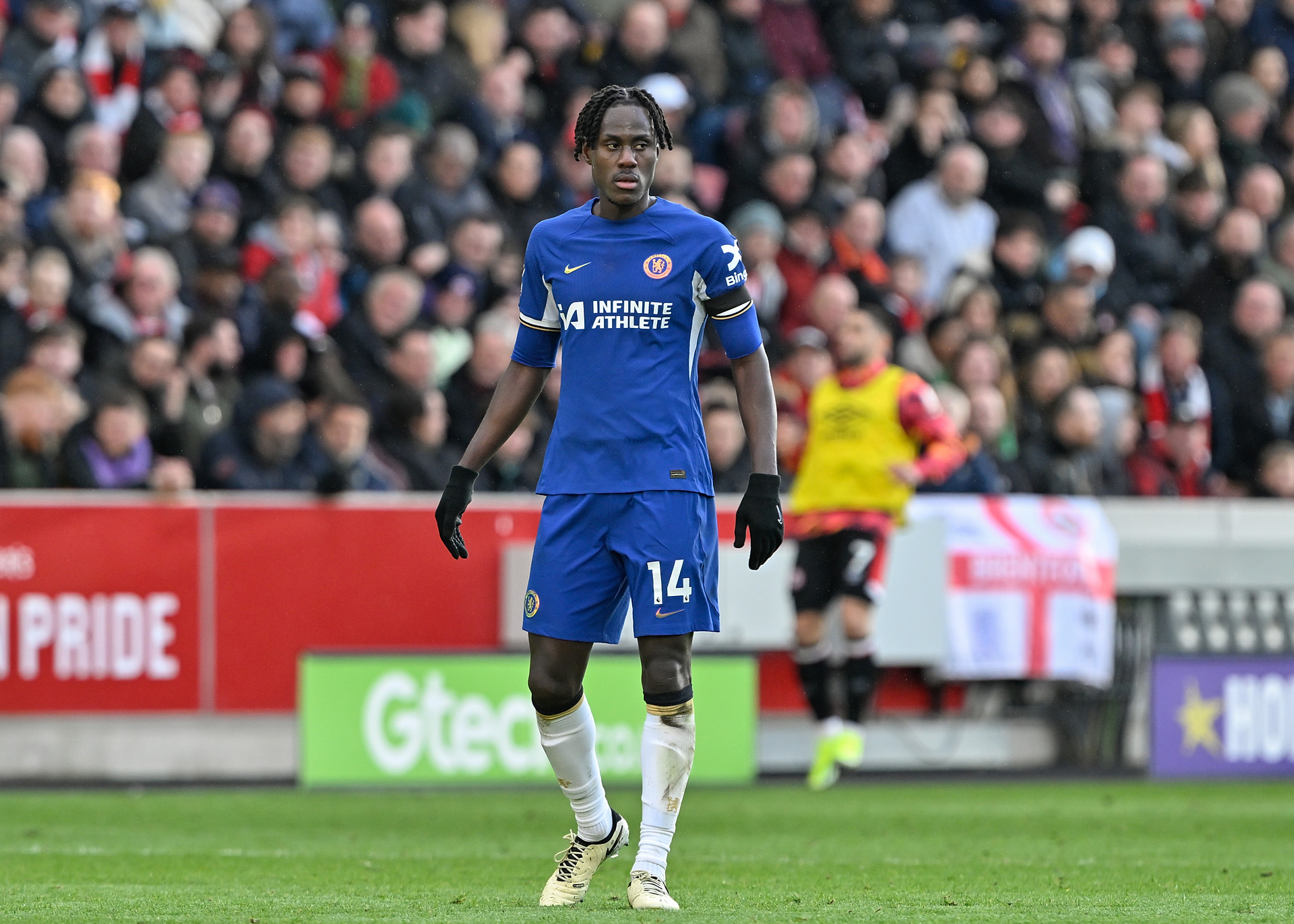 Zaskakująca decyzja Chelsea. Nagle sprowadziła piłkarza