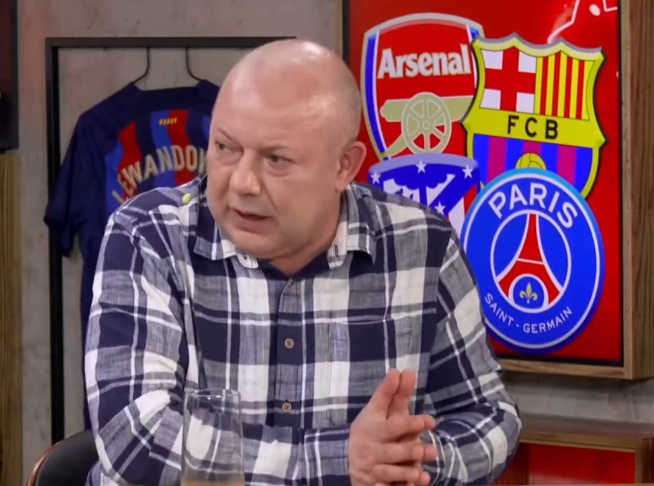 "Arteta jest debilem, a Probierz profesorem?". Kowalczyk nie wytrzymał ws. Kiwiora. Nie rozumie selekcjonera