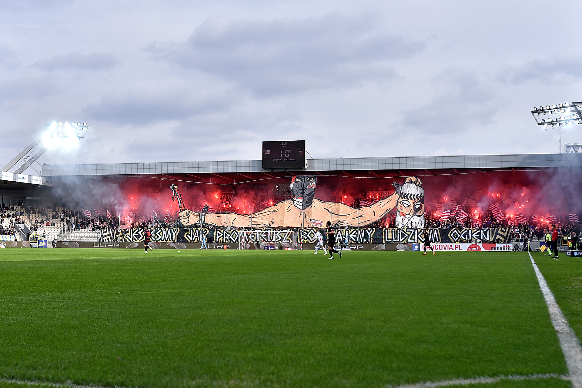Cracovia ukarana za skandaliczną oprawę. Rzeczniczka przekazała szczegóły