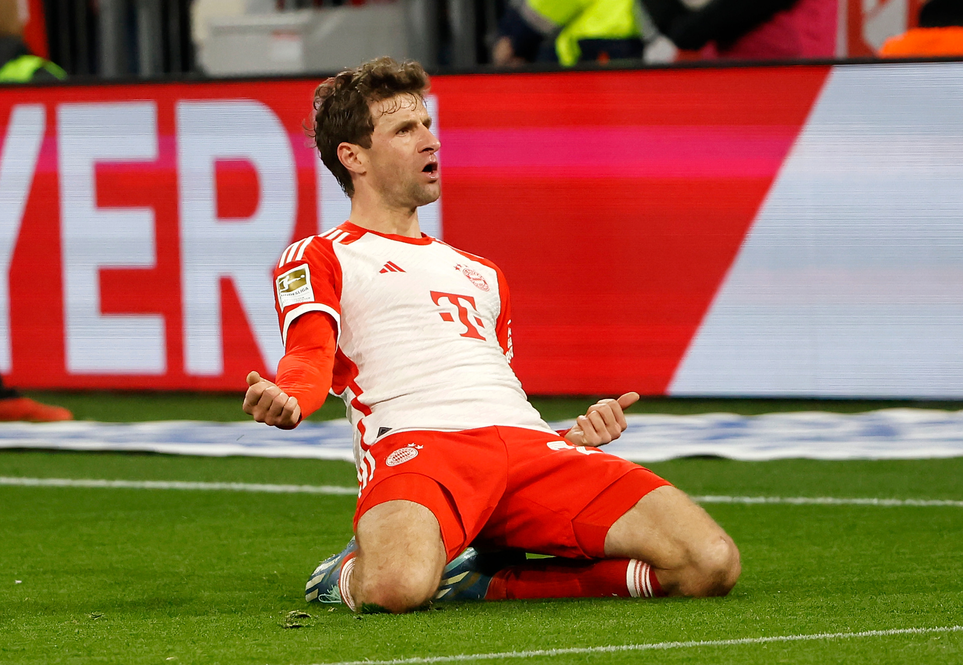 Tak Thomas Mueller celebrował zwycięstwo. Nagranie z udziałem Niemca hitem social mediów [WIDEO]