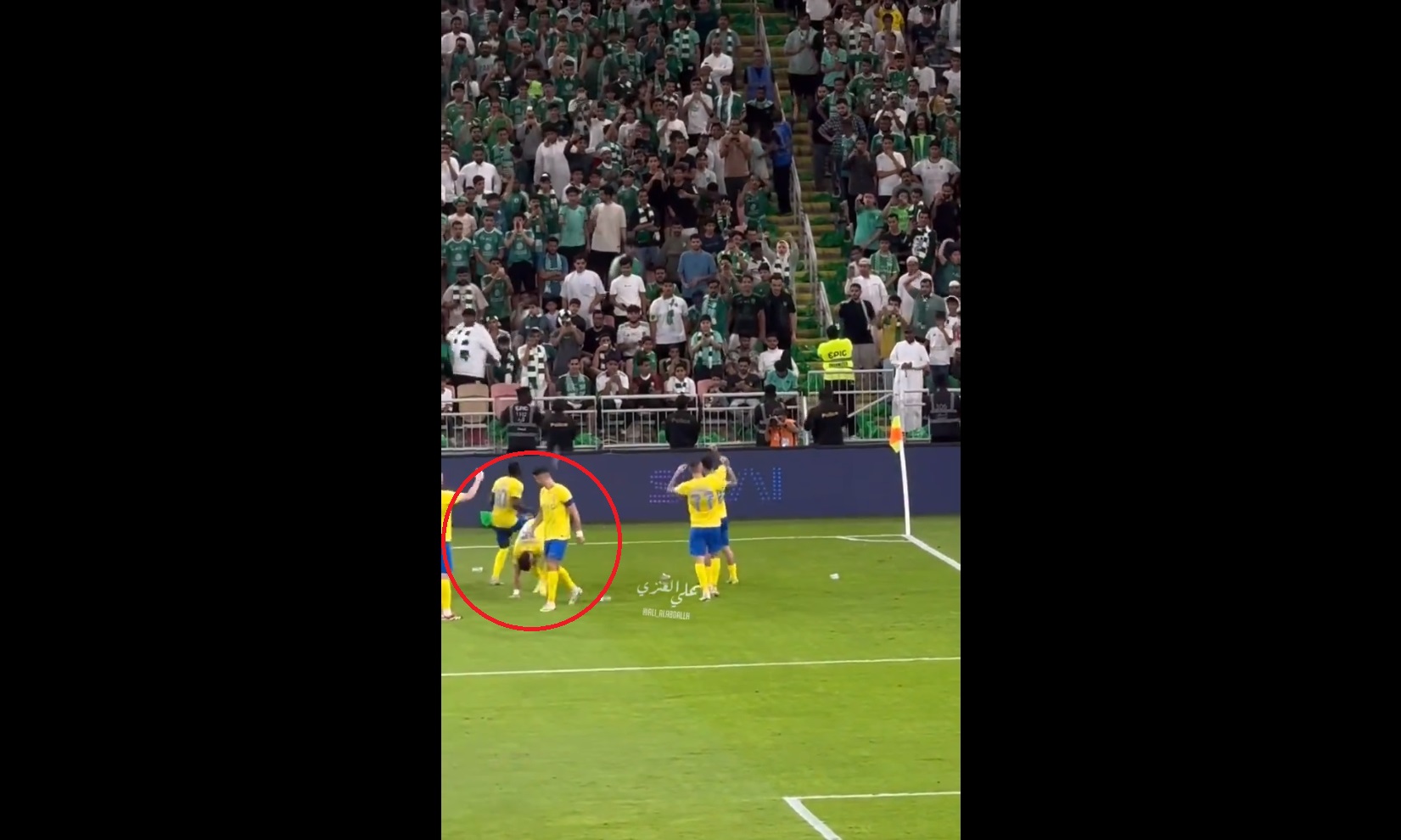 Skandal po bramce Cristiano Ronaldo. Piłkarz Al-Nassr zaatakowany przez kibiców [WIDEO]