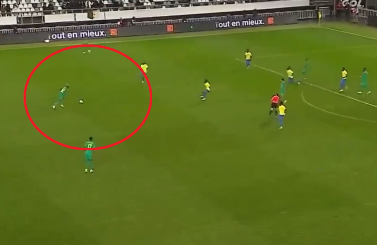 Wspaniały gol zawodnika FC Barcelony! Huknął z kilkudziesięciu metrów w debiucie [WIDEO]