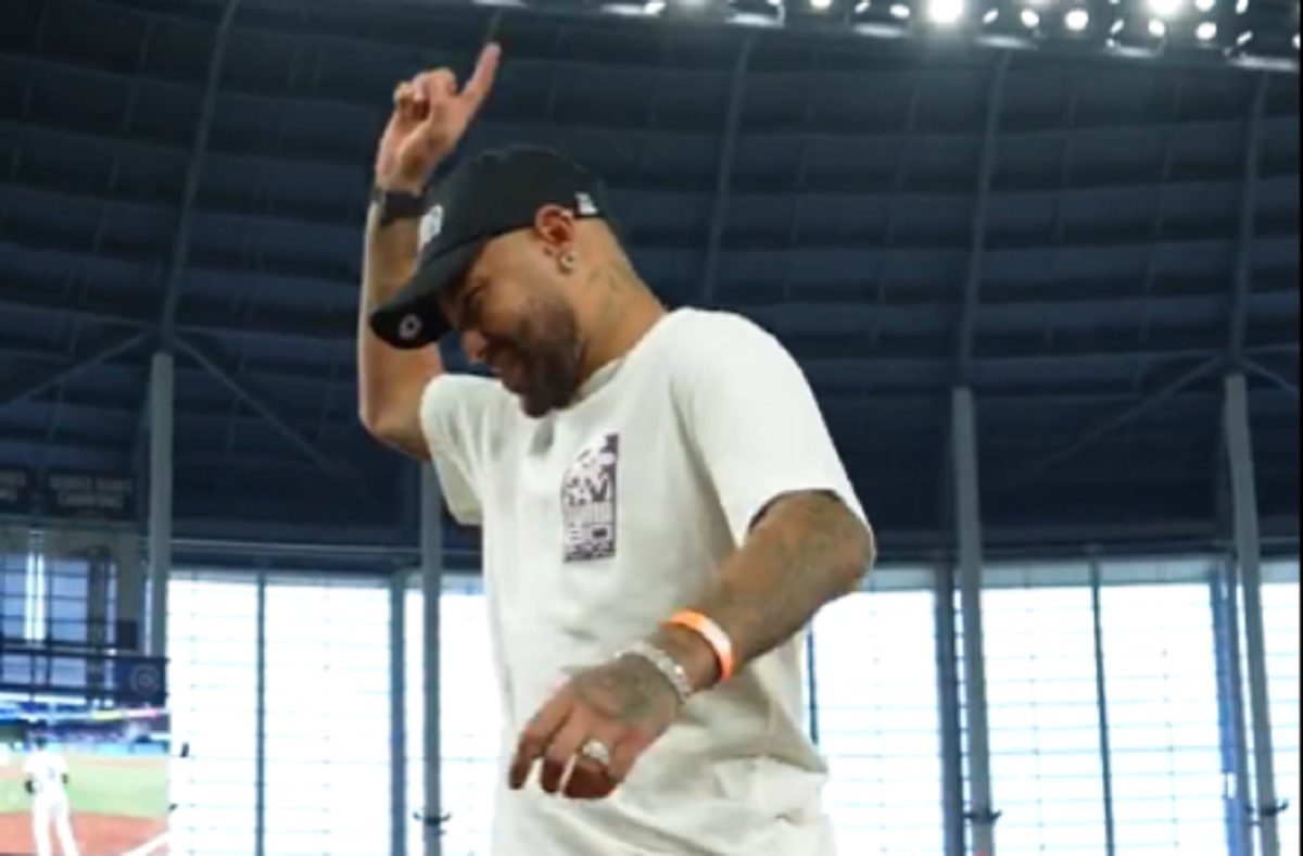 Neymar wystąpił w nietypowej roli. Kibice byli wniebowzięci [WIDEO]