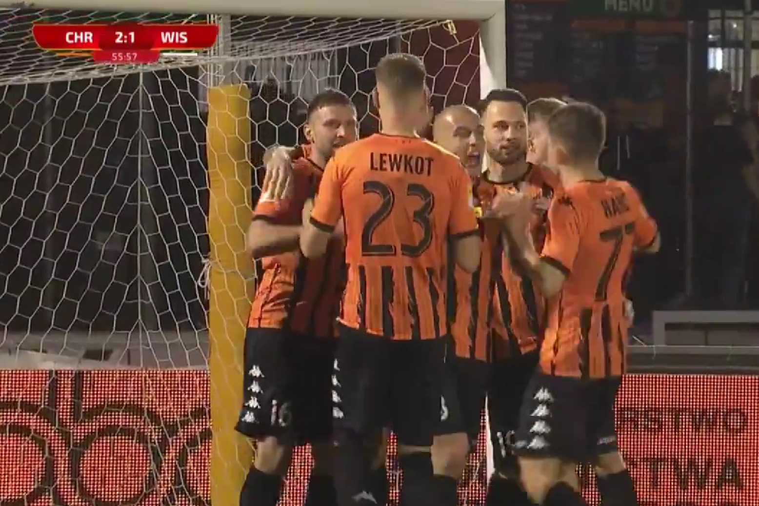 Zimny prysznic dla Wisły Kraków! "Biała Gwiazda" straciła kontrolę i boleśnie przegrała [WIDEO]