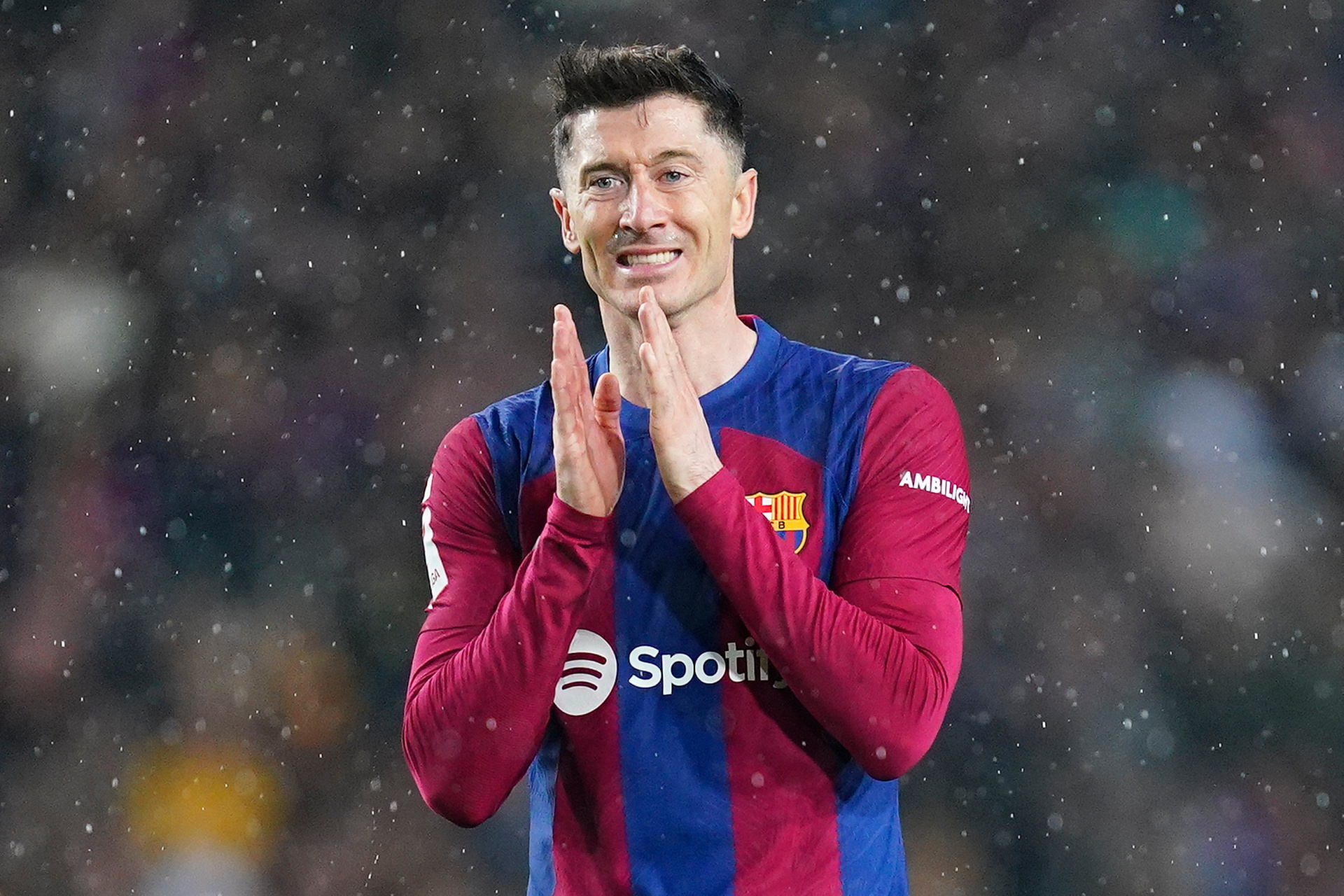 Oceny po El Clasico. Lewandowski fatalny, jest jedna "jedynka"
