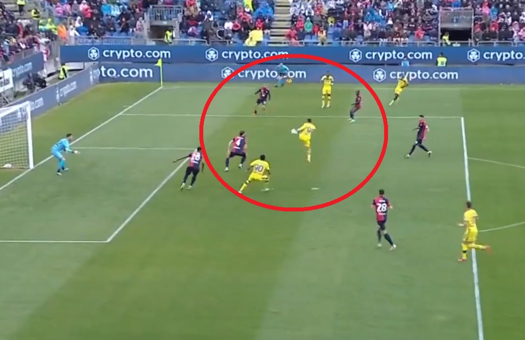 Kapitalne trafienie w Serie A. Efektowne uderzenie piętą [WIDEO]