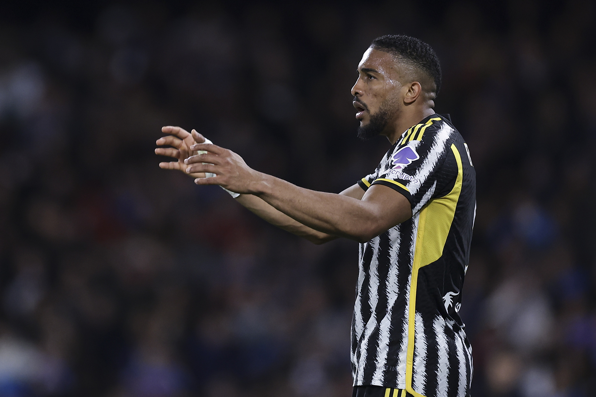 Manchester United obserwuje piłkarza Juventusu. Wiadomo, co dzieje się w sprawie transferu