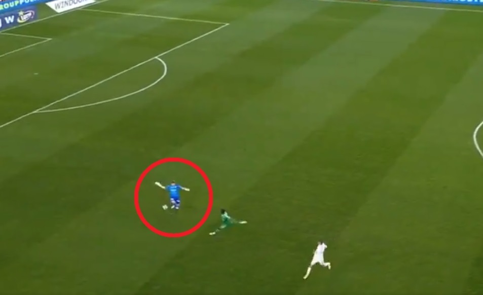 Okrutny błąd bramkarza Rakowa Częstochowa! Ten gol będzie mu się śnił po nocach [WIDEO]