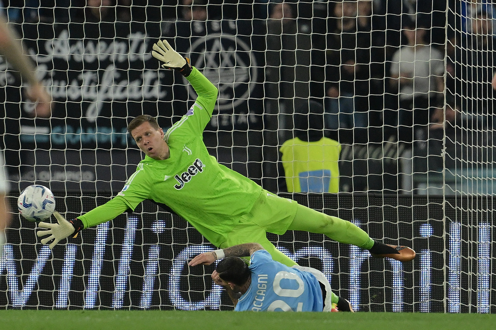 Szczęsny uratował Juventus i zalał się krwią! Linetty mógł zostać bohaterem