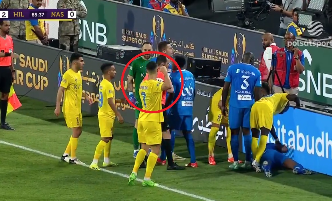 Ronaldo zamachnął się pięścią na sędziego! Furia Portugalczyka [WIDEO]