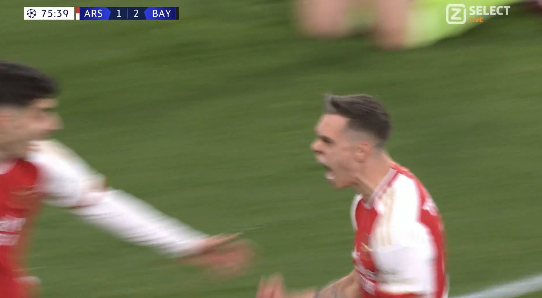 Super-rezerwowy uratował Arsenal! Bayern nie wykorzystał wielkiej szansy [WIDEO]
