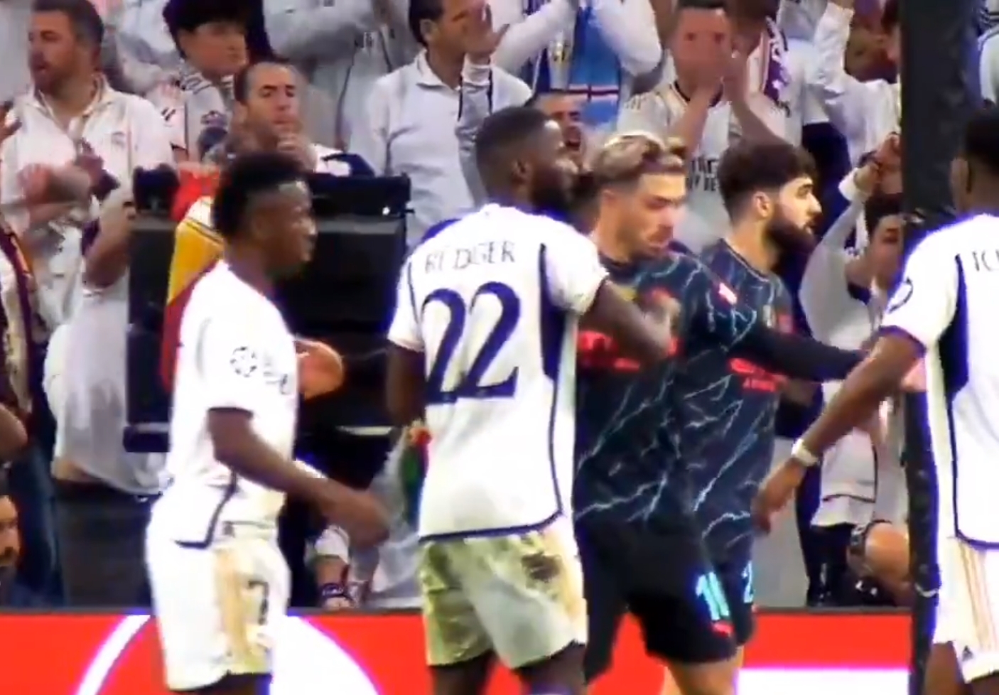 Szokujące zachowanie Ruedigera. Gracz Manchesteru City aż ryknął z bólu [WIDEO] 