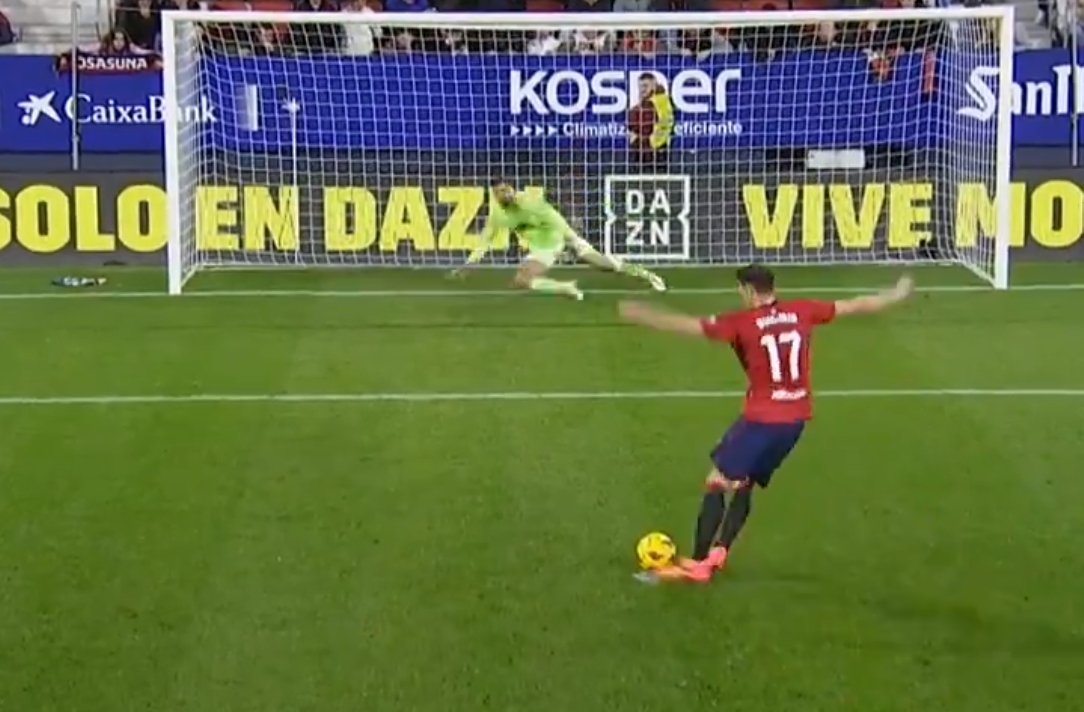 Co za pudło! Absurdalna pomyłka z rzutu karnego w La Liga [WIDEO] 