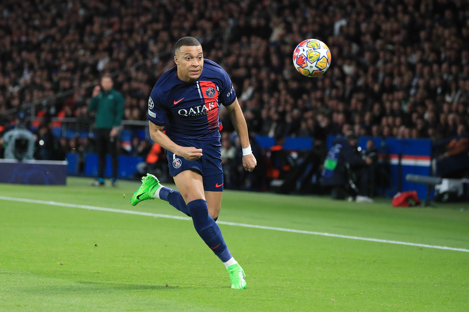 Media: Przełomowy ruch Mbappe! Wtedy ma ogłosić hitowy transfer