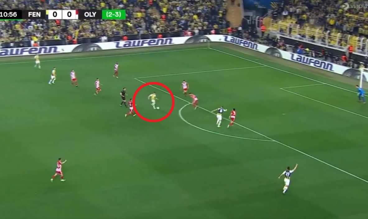 Asysta Szymańskiego! Wypracował gola dla Fenerbahce [WIDEO]