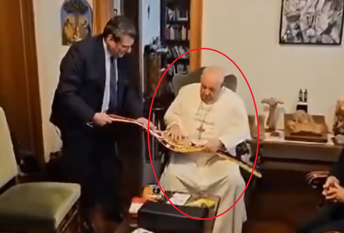 Szok przed walką Fury’ego z Usykiem. Papież "przyłożył rękę" do hitu [WIDEO]