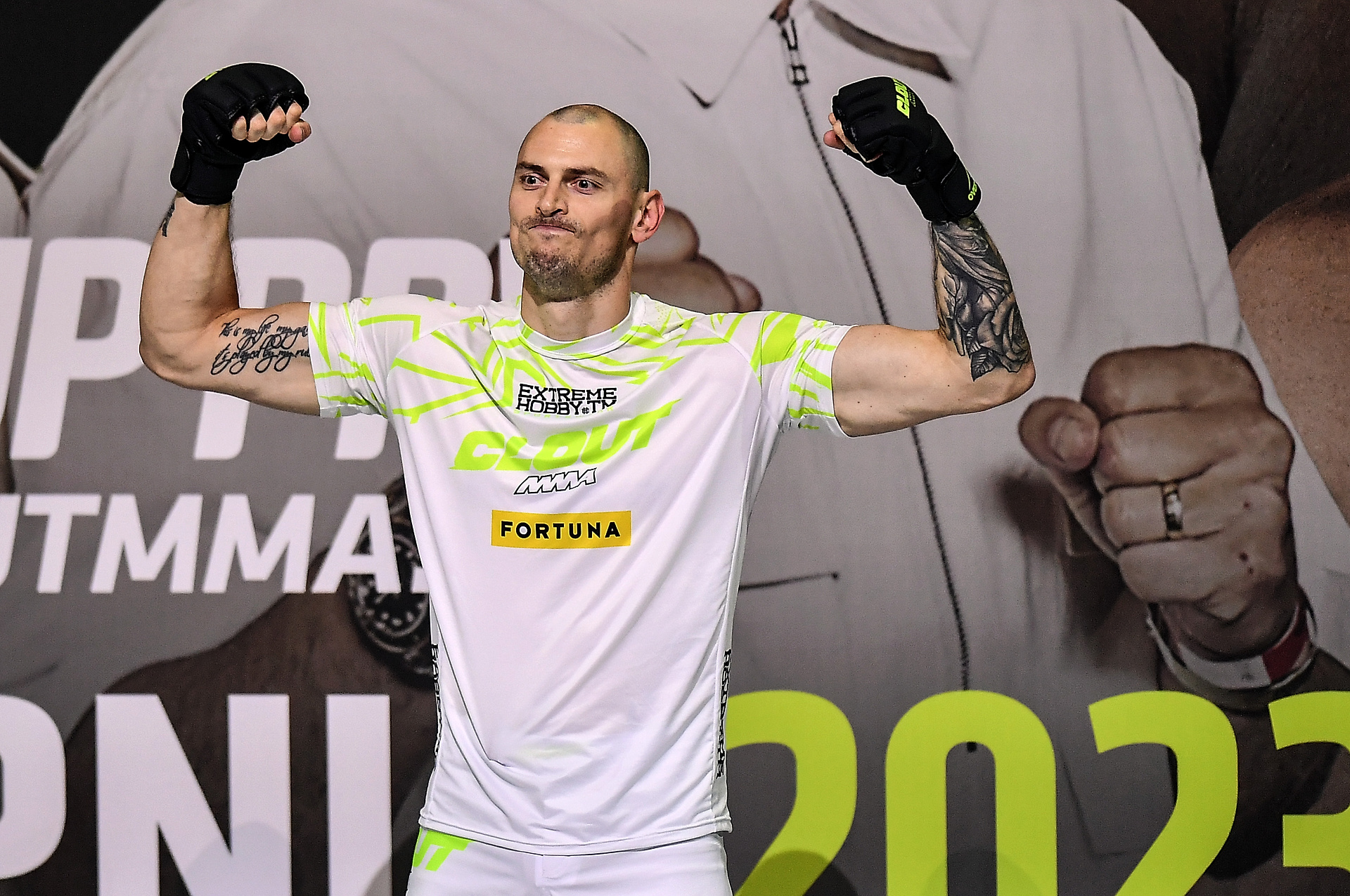 Bartman wraca do oktagonu! Szalona formuła w Clout MMA