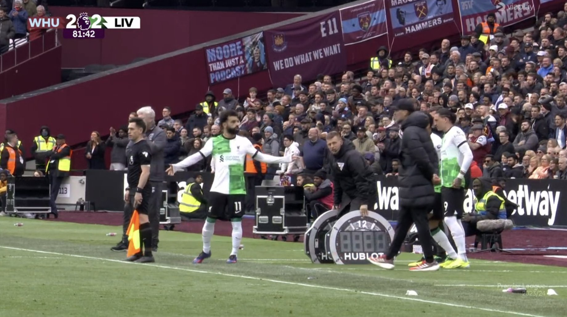 Salah starł się z Kloppem! Szokujące sceny w meczu Liverpoolu [WIDEO]