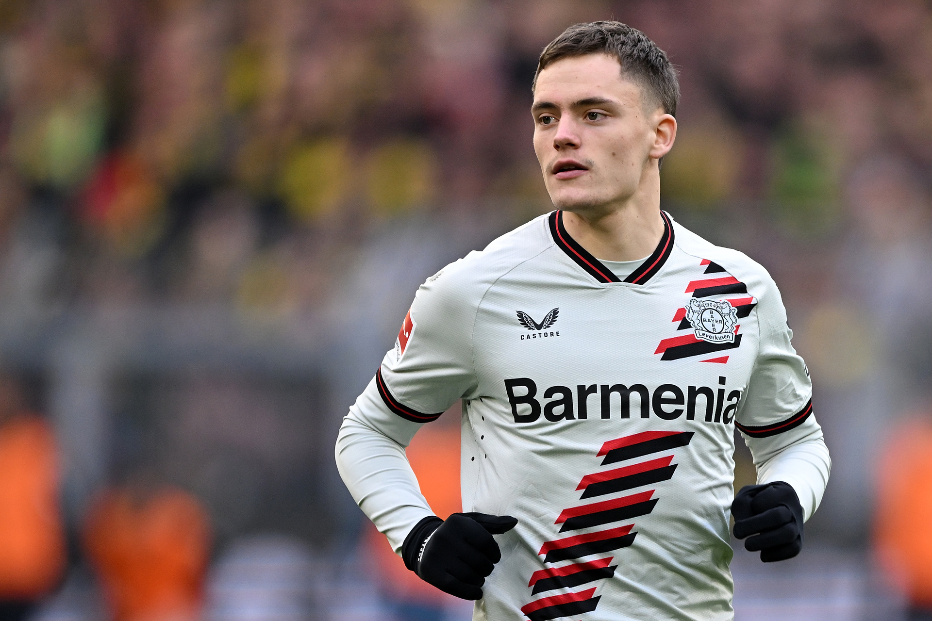 Adidas pomoże kupić Wirtza?! Nietypowy plan Bayernu