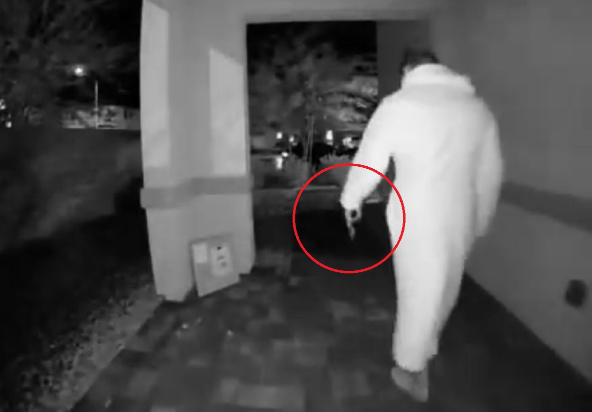Krótki lont byłego mistrza UFC. Chwycił za broń po nieszkodliwym żarcie [WIDEO]