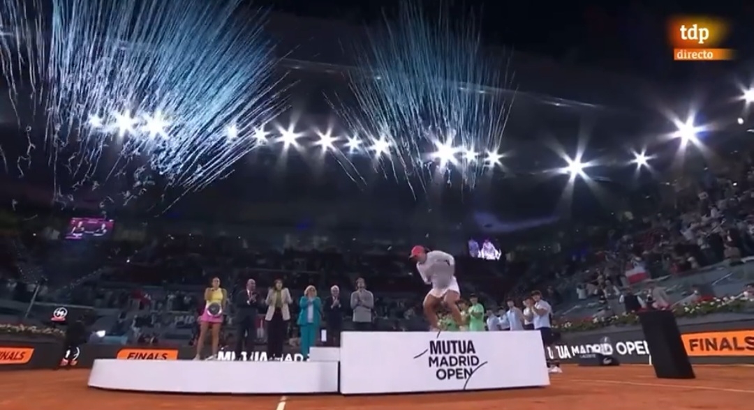 Świątek aż podskoczyła! Sceny po finale z Sabalenką [WIDEO]