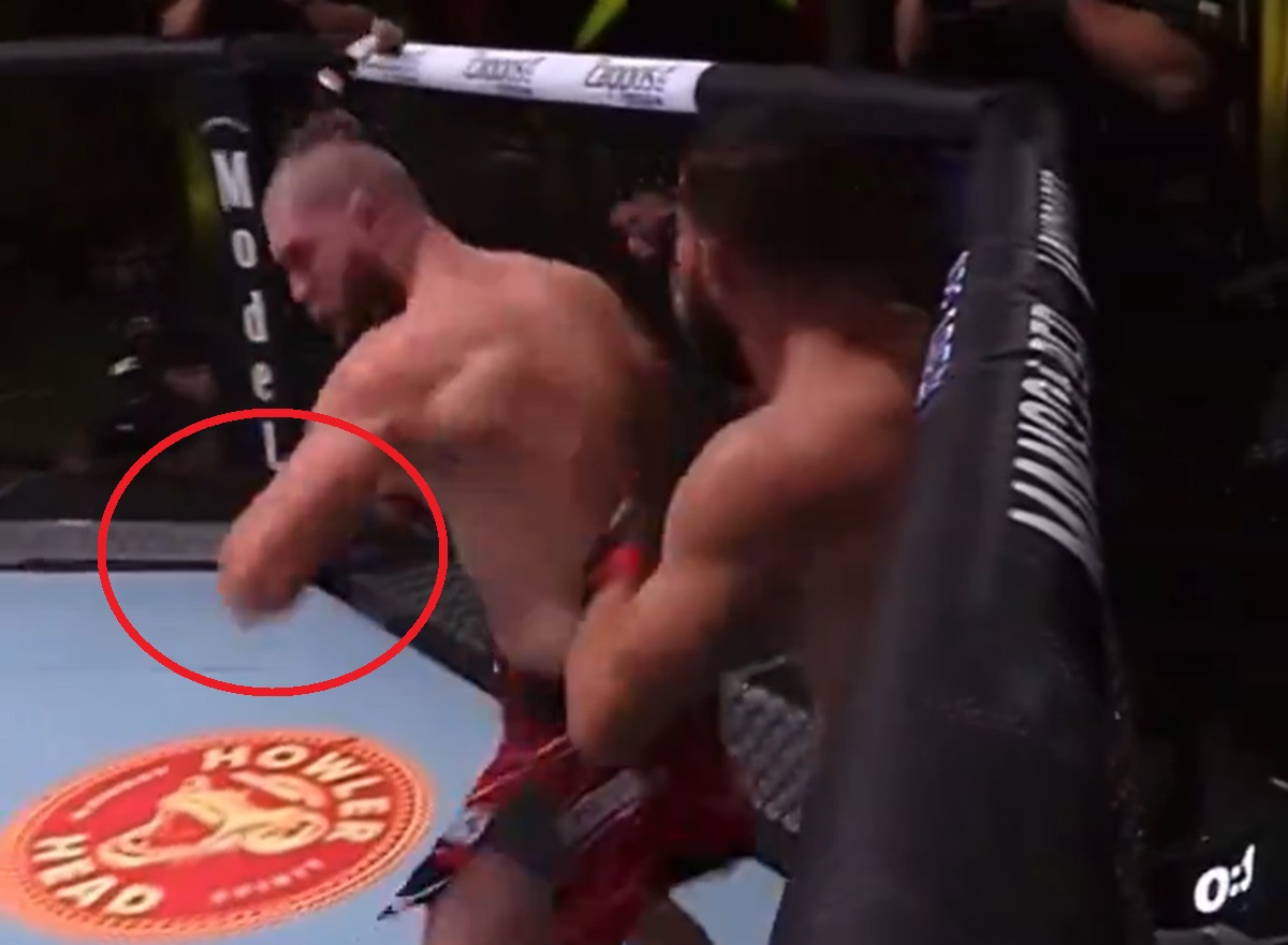 Piekielny łokieć w UFC. Rywala jakby sparaliżowało [WIDEO]
