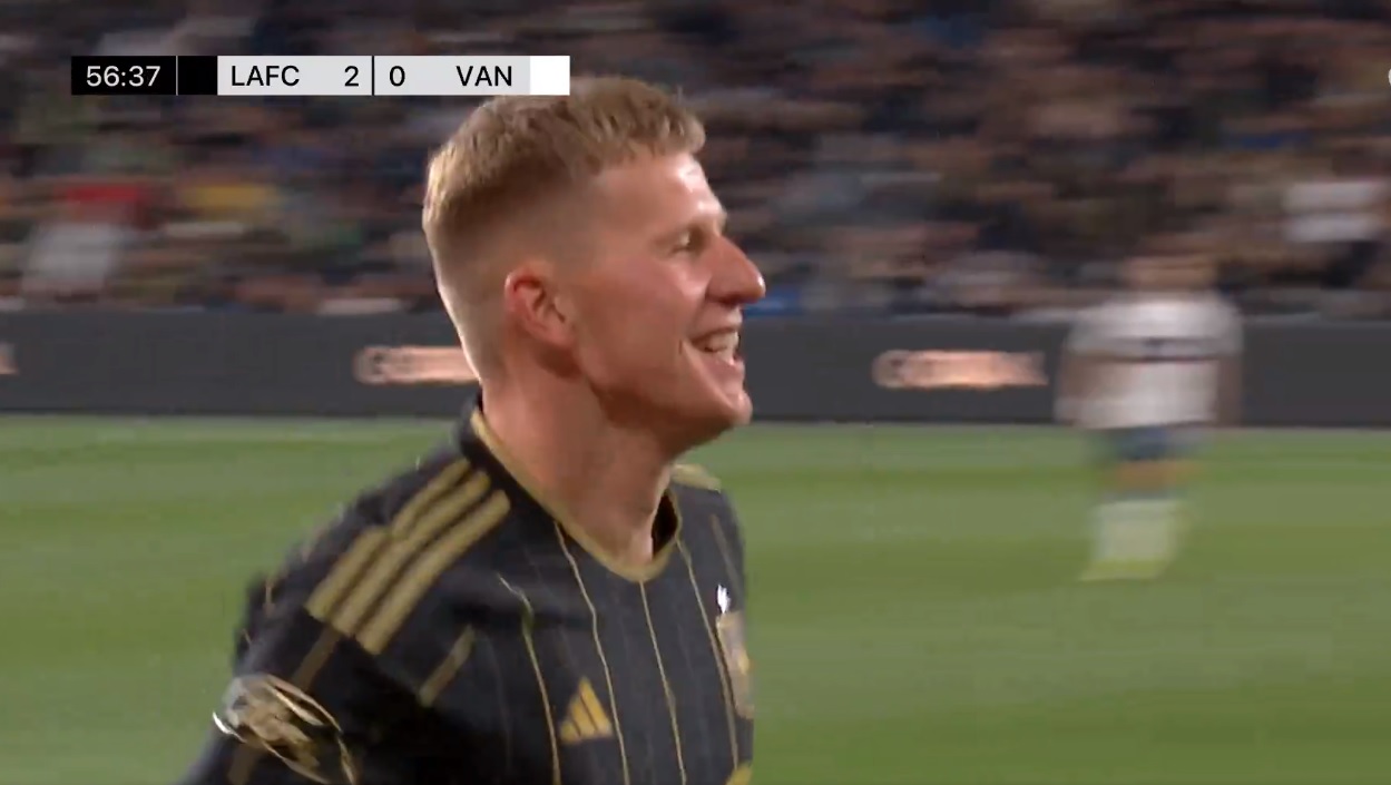 Bogusz dobija się do kadry! Kolejny gol Polaka w MLS [WIDEO]