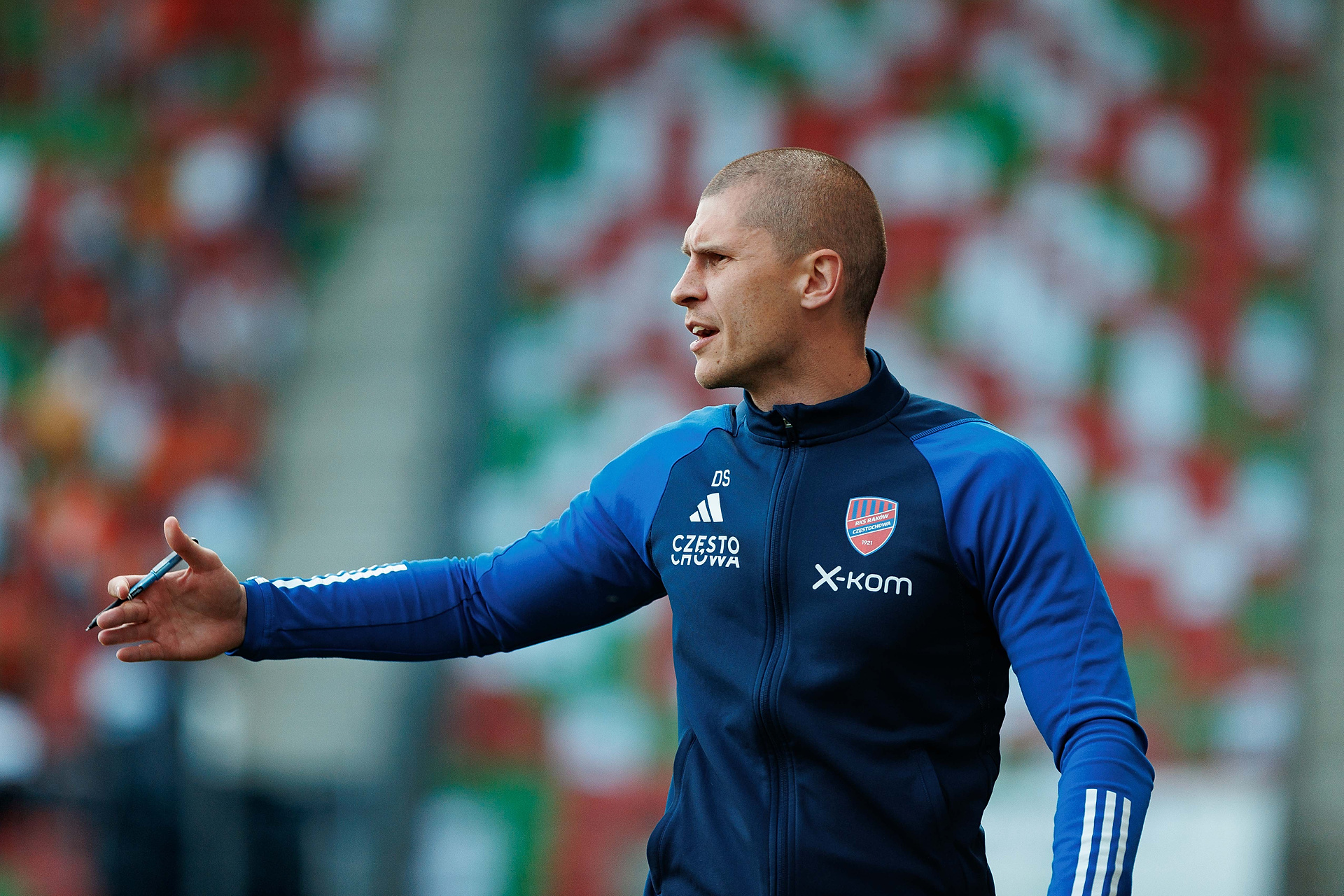 "Jest od rozstawiania pachołków Papszunowi". Kowalczyk masakruje Szwargę