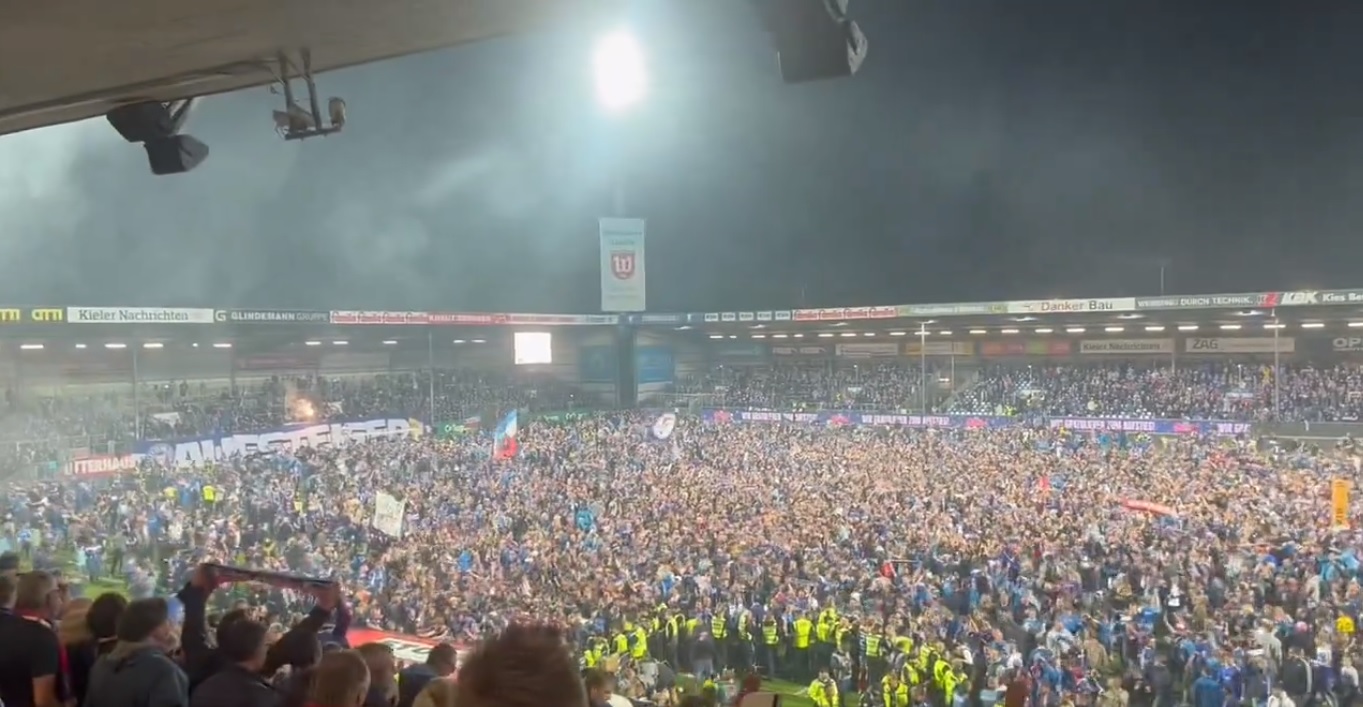 Były mistrz Niemiec zadebiutuje w Bundeslidze. Sceny po awansie [WIDEO]