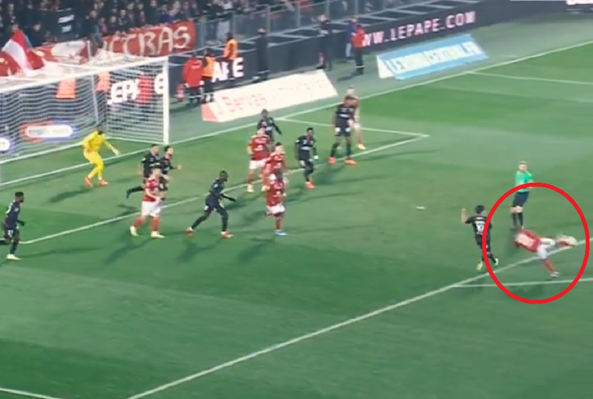 Huknął jak z armaty. Wybrano bramkę sezonu Ligue 1 [WIDEO]