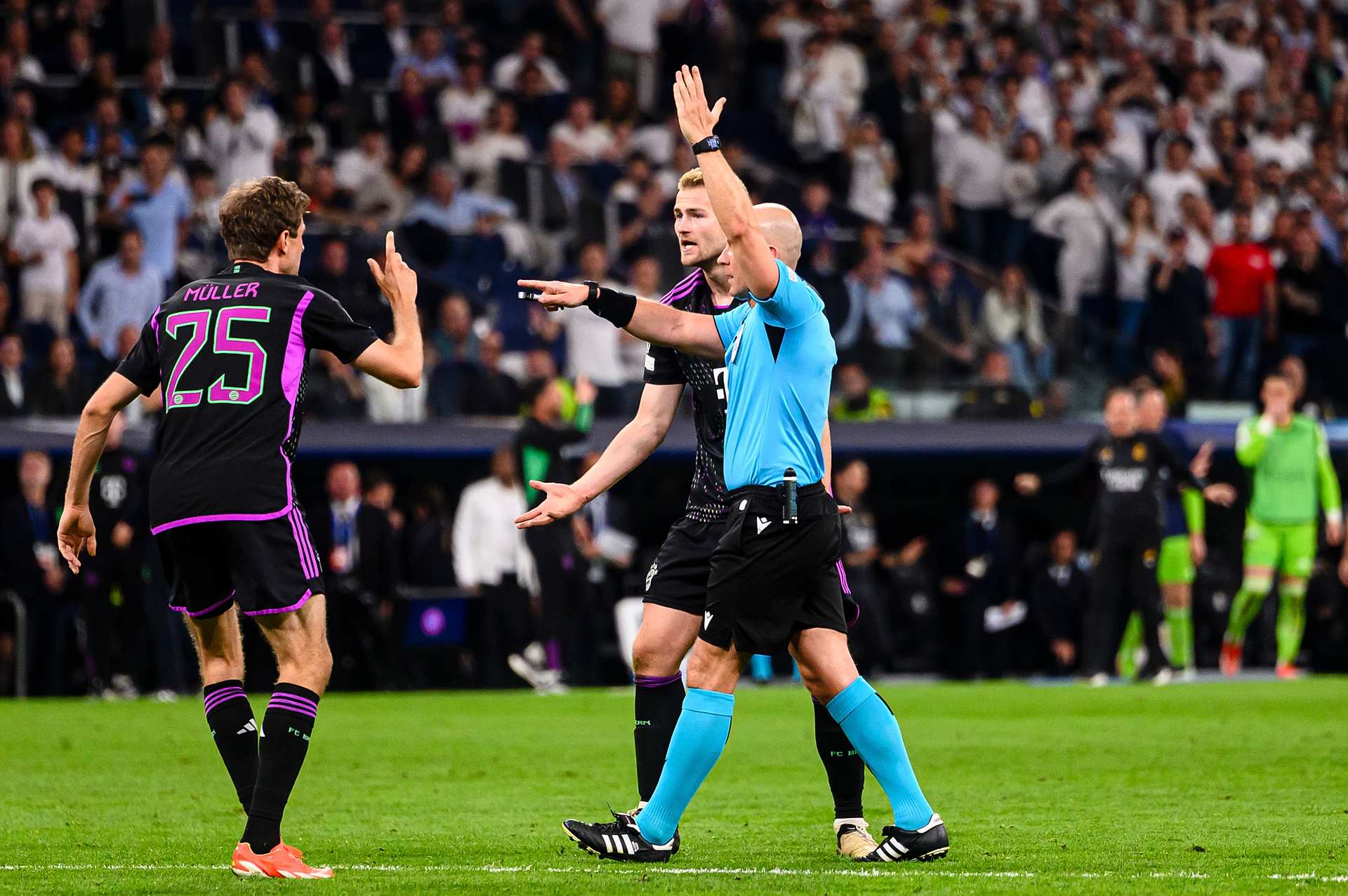 "To ja opłaciłem sędziego". Nagelsmann zażartował z Marciniaka i Muellera