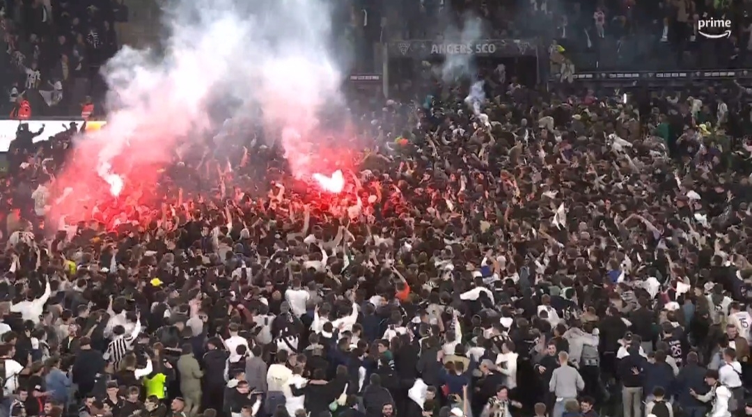 Feta roku! Kibice oszaleli ze szczęścia po awansie [WIDEO]