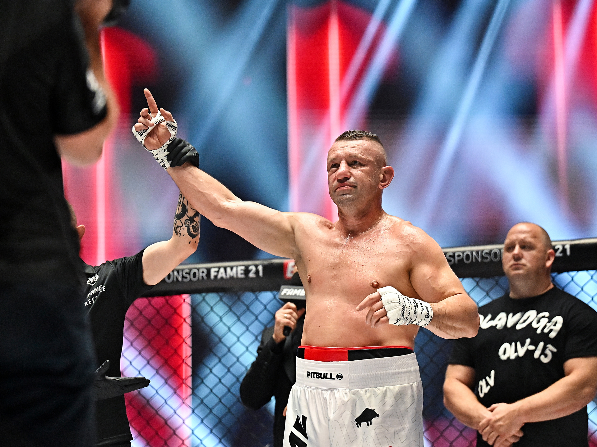 Adamek uprzedził Fame MMA. Poinformował o walce 