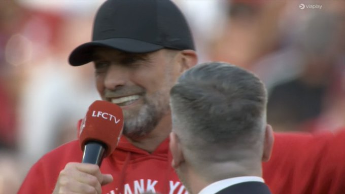 Hit! Klopp złapał za mikrofon i wyśpiewał nazwisko swojego następcy [WIDEO]
