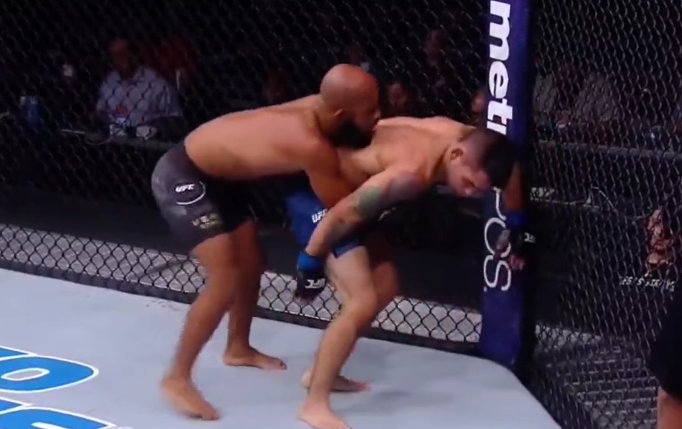 Jego ręka prawie pękła. Kosmiczne zakończenie walki w UFC [WIDEO]