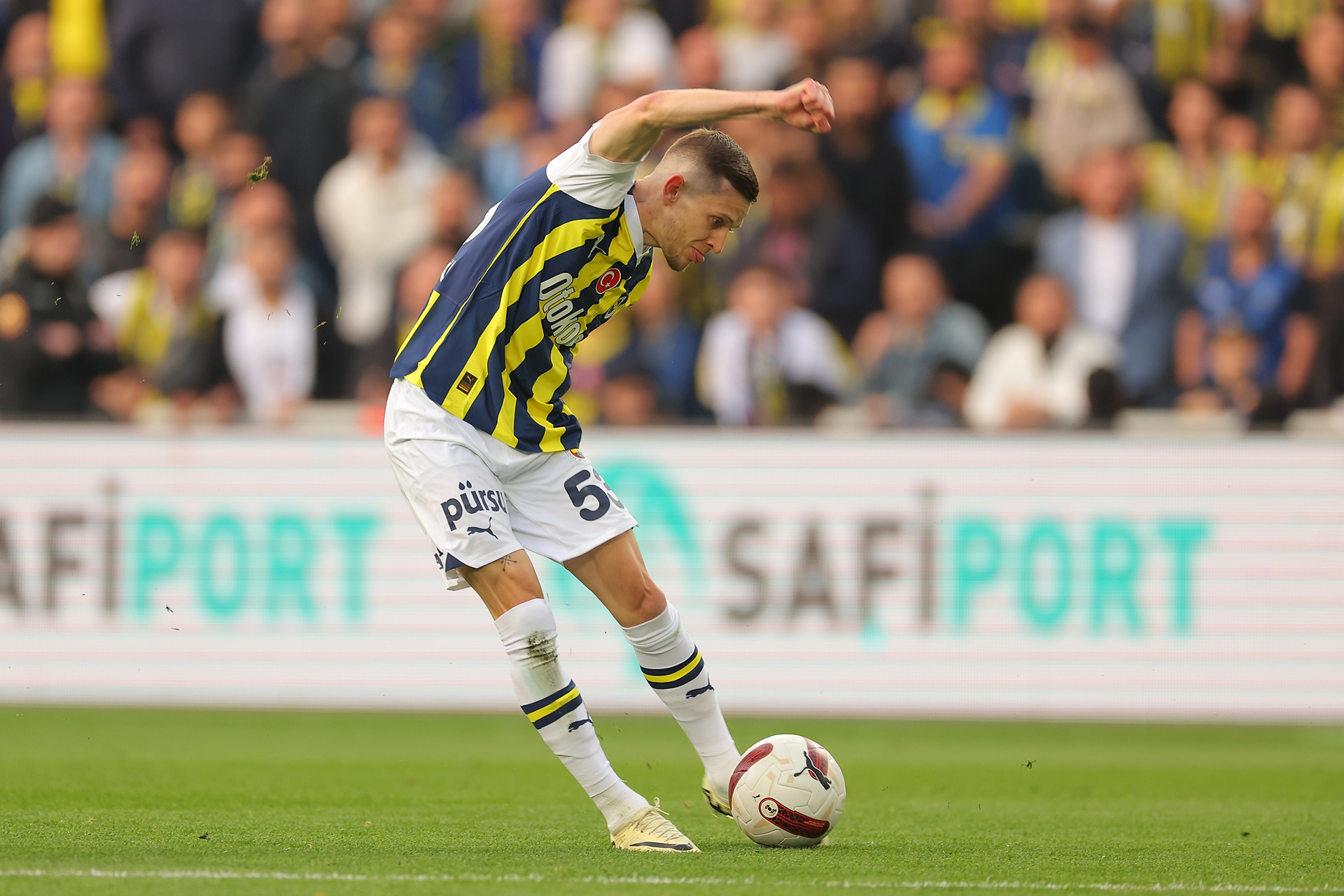 99 punktów i brak mistrzostwa! Gol Szymańskiego nie uratował Fenerbahce [WIDEO]