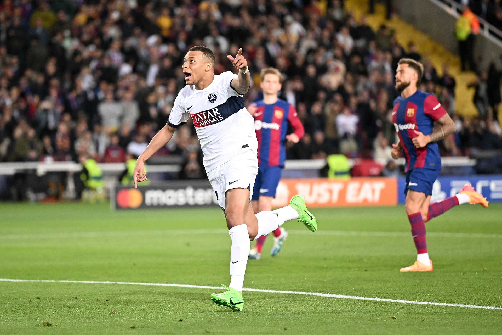 Starcie Mbappe z zawodnikami Barcelony. Ujawniono głośną kłótnię