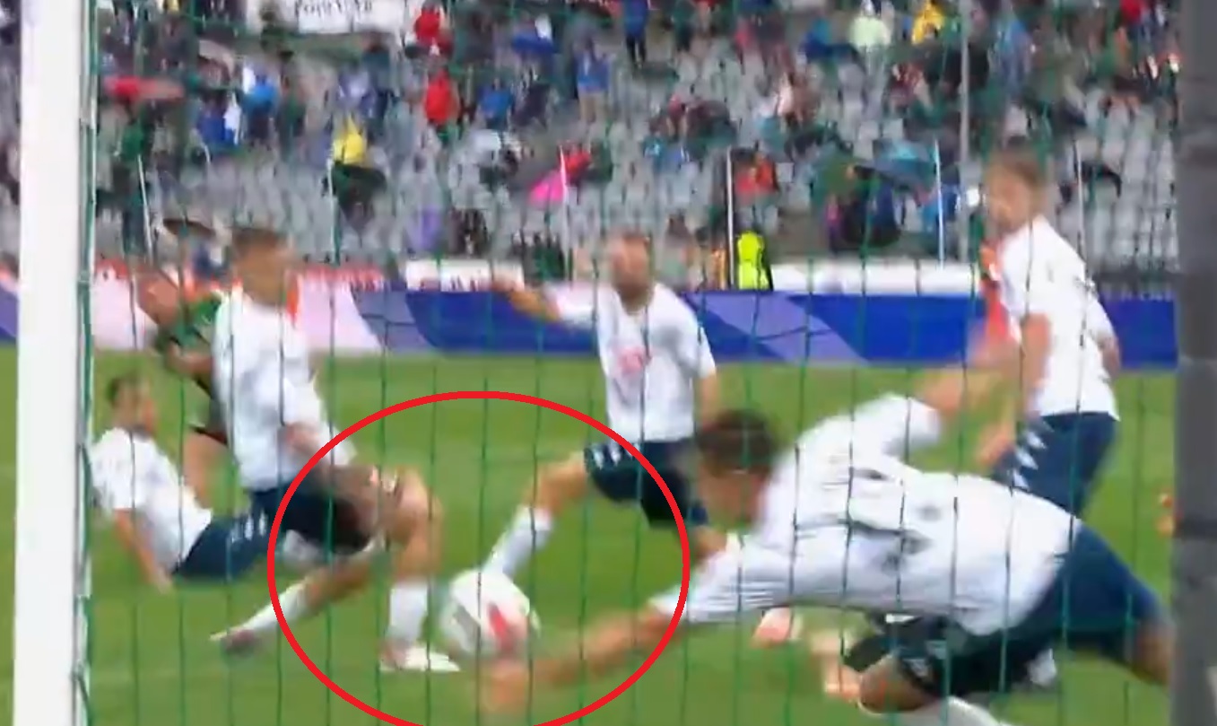 Czy to Suarez? Nie, to Smoliński! Kuriozum w barażach o 1. ligę [WIDEO]