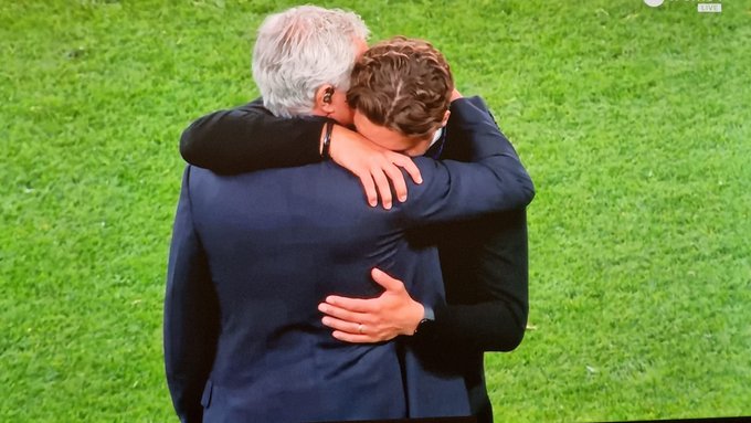 Wielka klasa Mourinho. Tak zachował się po finale [WIDEO]