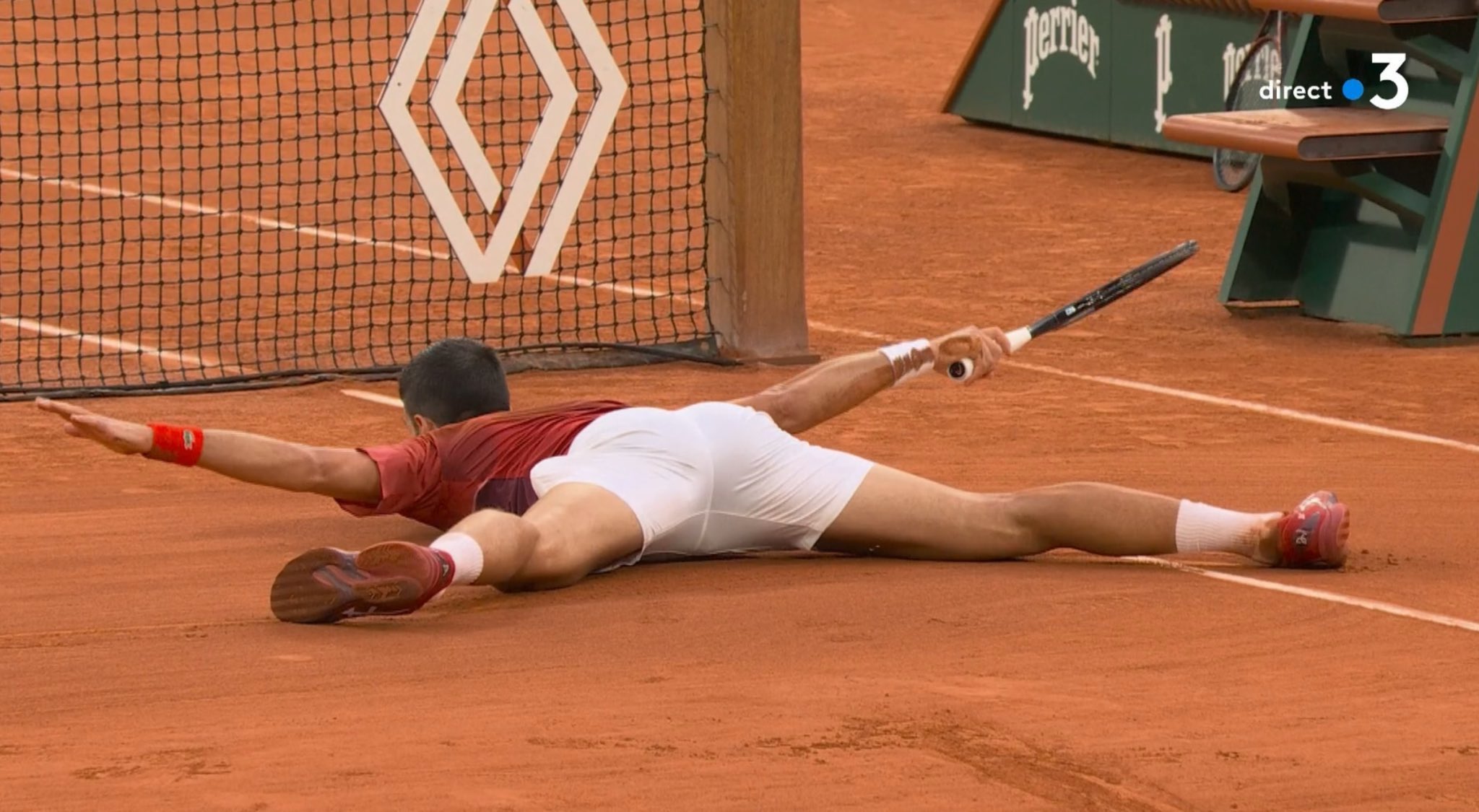 Djoković nie jest normalny! Co za triumf Serba [WIDEO]