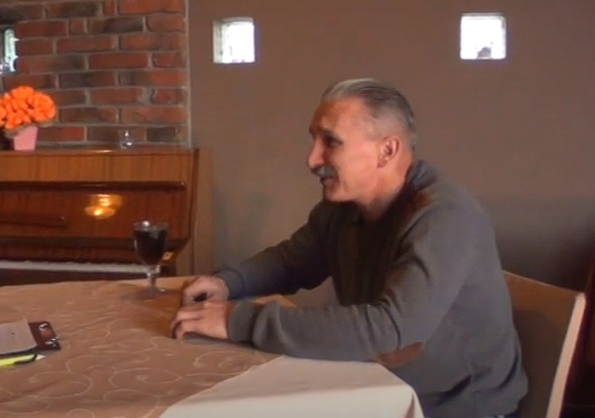 58-letni Polak oszukał PESEL. Gra w piłkę i to na grubo 