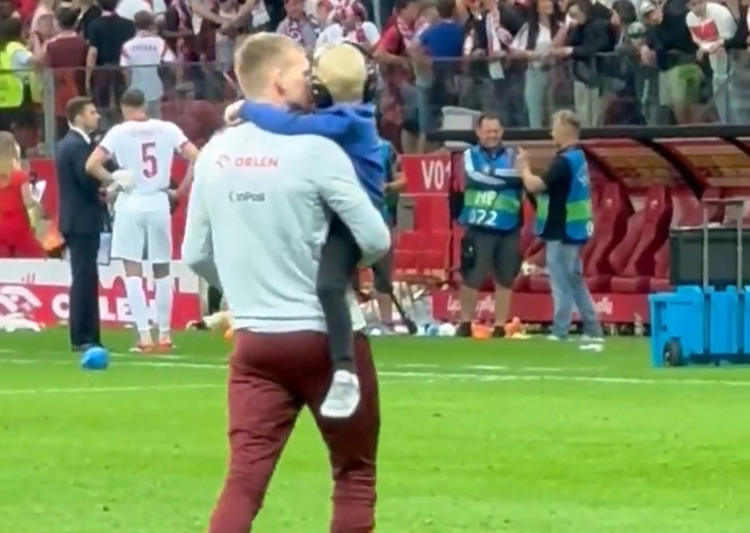 Świderski przyłapany po meczu. Te obrazki mówią wiele [WIDEO]