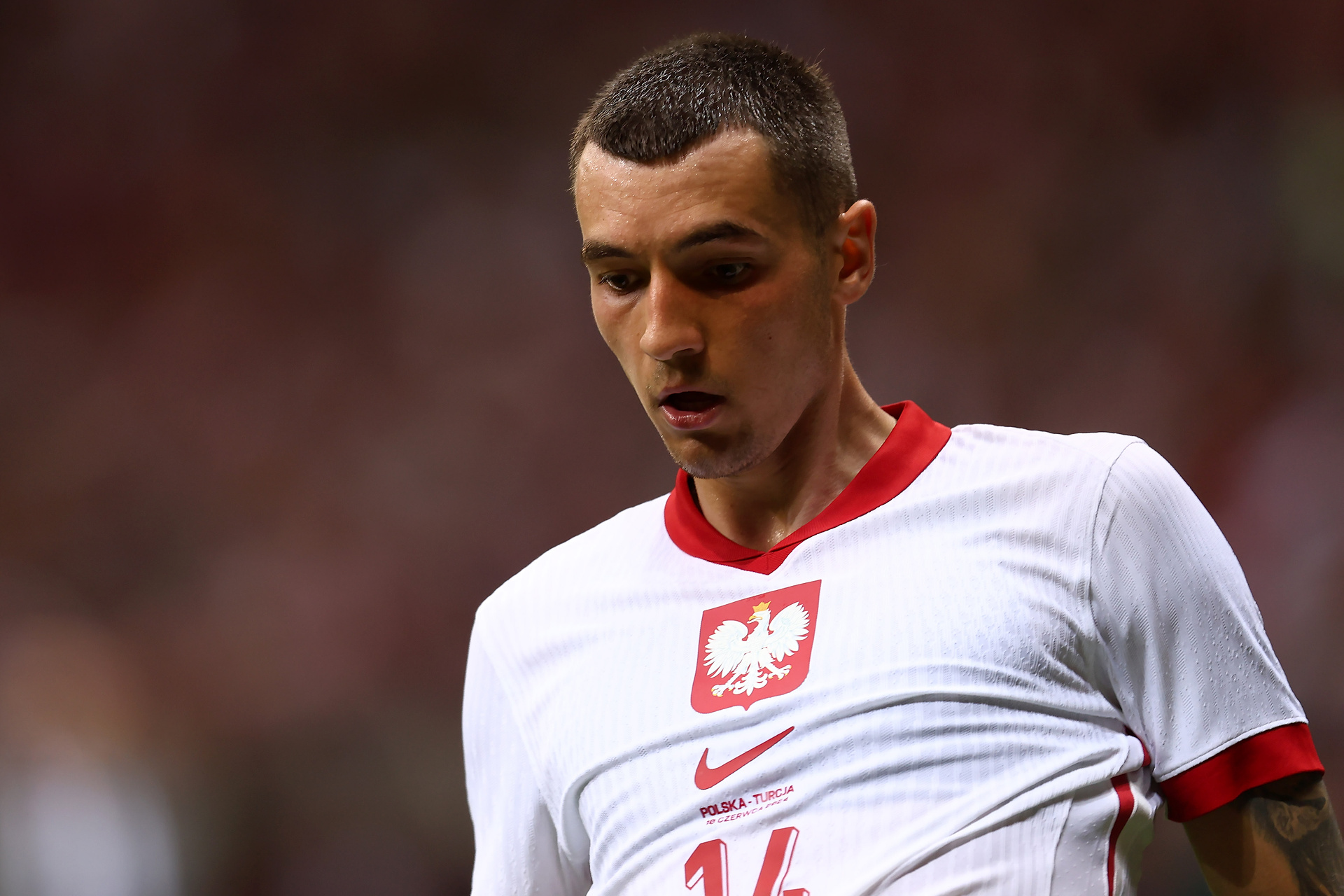 Kiwior najlepszy w Premier League. Aż trudno w to uwierzyć