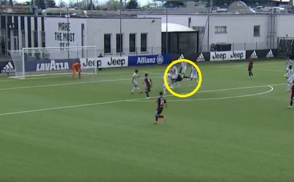 Kacper Urbański szokował już rok temu. Tak zabawił się z Juventusem [WIDEO]