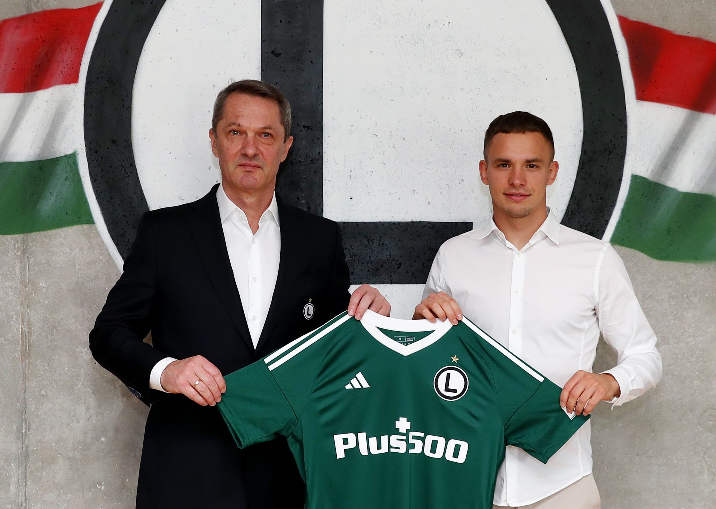 Legia potwierdziła transfer! Odkrycie sezonu zagra w Warszawie