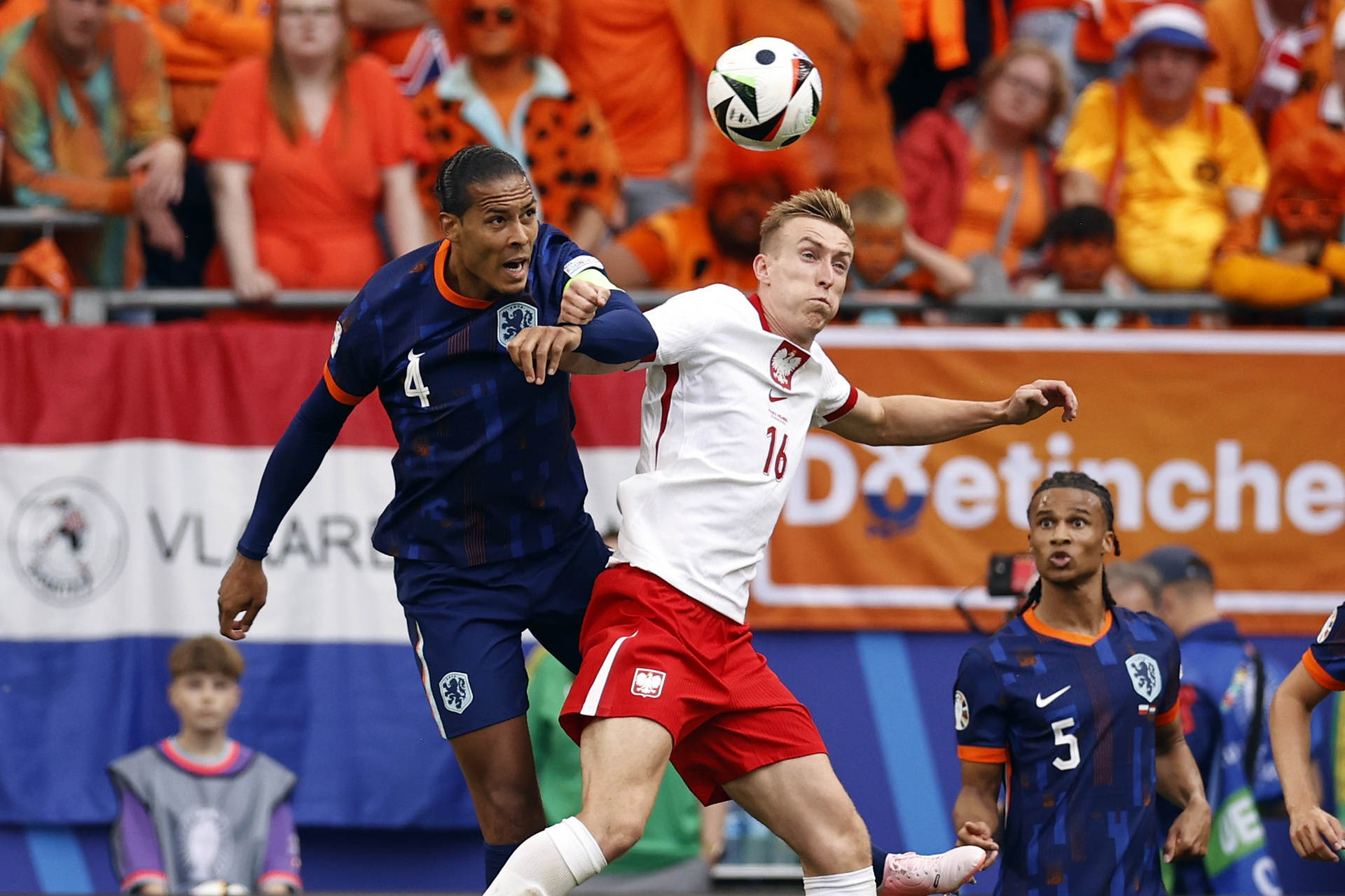 Van Dijk obwinia się za gola Buksy. Szczera ocena gwiazdora