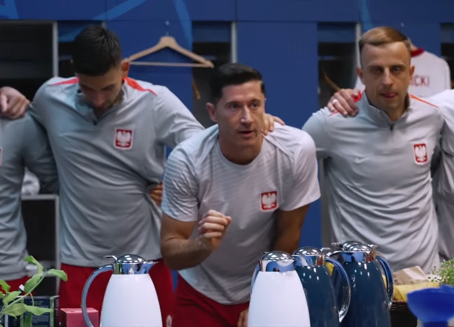 Wyjątkowa przemowa Lewandowskiego. Wyrzucił to z siebie w szatni [WIDEO]
