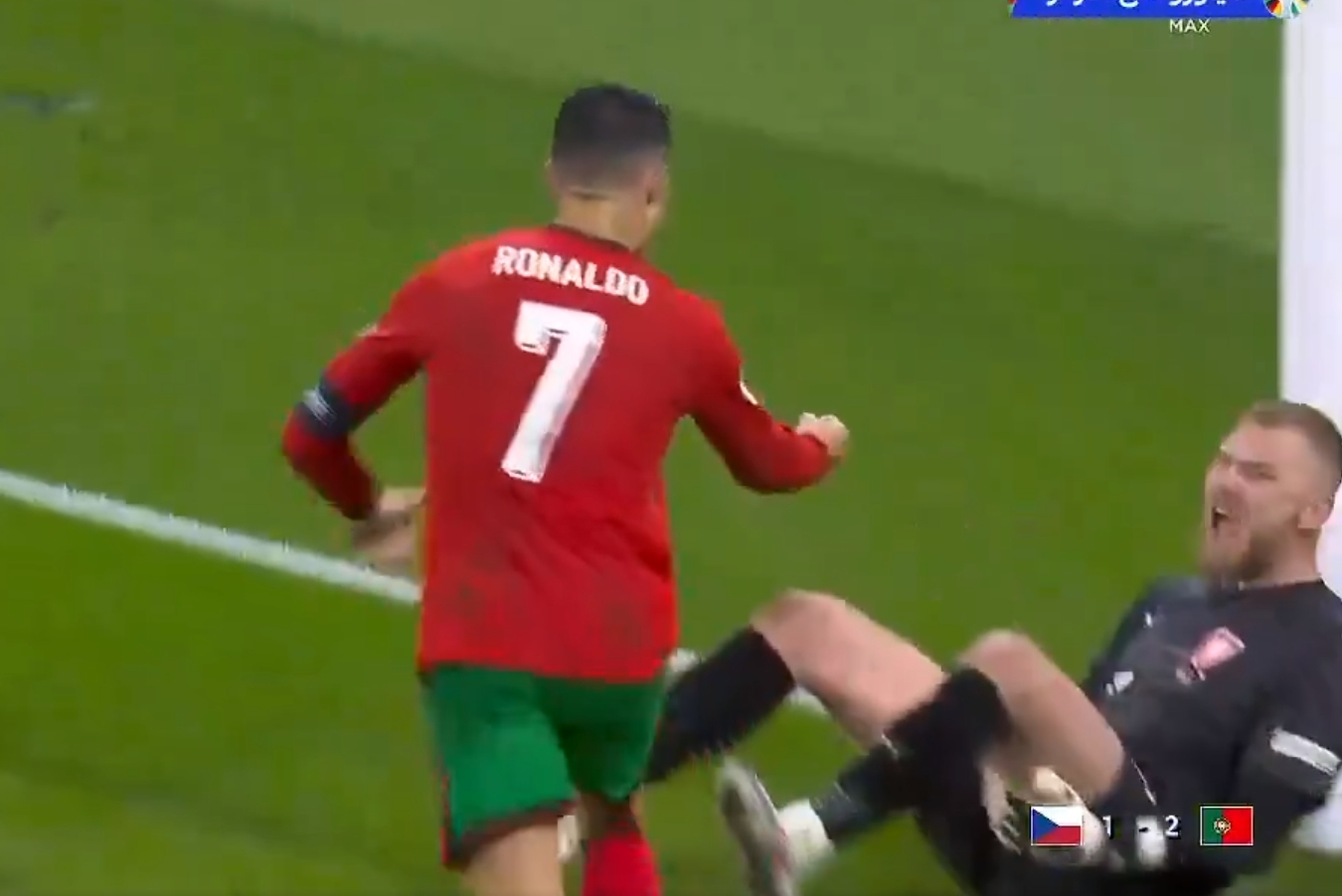 Ronaldo powinien się wstydzić? Kibice zarzucają brak klasy [WIDEO]