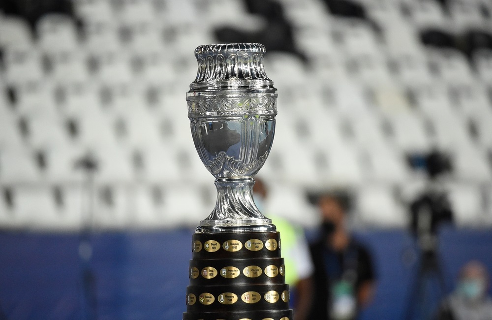 Rusza szalone Copa America. Różowa kartka, tłum drużyn spoza Ameryki Południowej. "Gra o Złotą Piłkę"